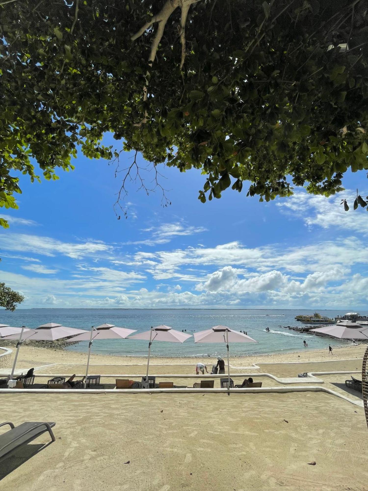 The Beach Suite At The Mactan Newtown Lapu-Lapu City Bagian luar foto
